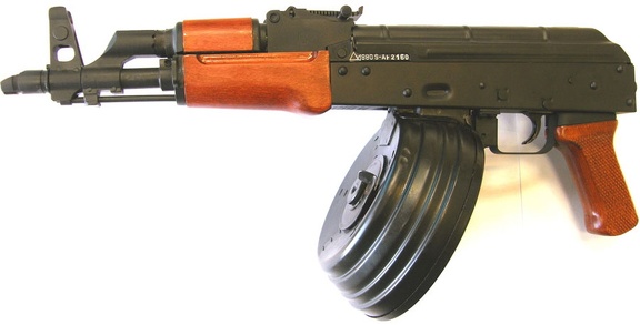Red-9.5-Pistol-with-drum